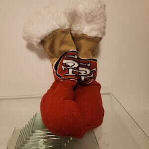 NFL San Fransisco 49ers Treaded Slippers Men's 10-11 Women's 8-9